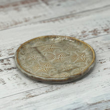 Load image into Gallery viewer, Coaster / Wine - Cream