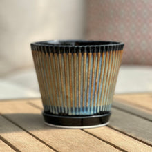 Load image into Gallery viewer, Planters - Fluted