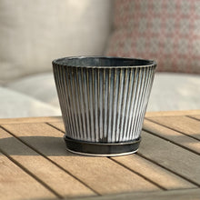 Load image into Gallery viewer, Planters - Fluted