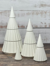 Load image into Gallery viewer, Christmas Trees - sizes and colour options
