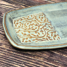 Load image into Gallery viewer, Tray - Piccolo Blue / Vines / Medium