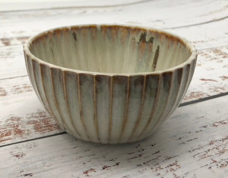 Bowls - Fluted - Medium