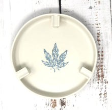 Load image into Gallery viewer, Ashtray with Marijuana Leaf Matte White
